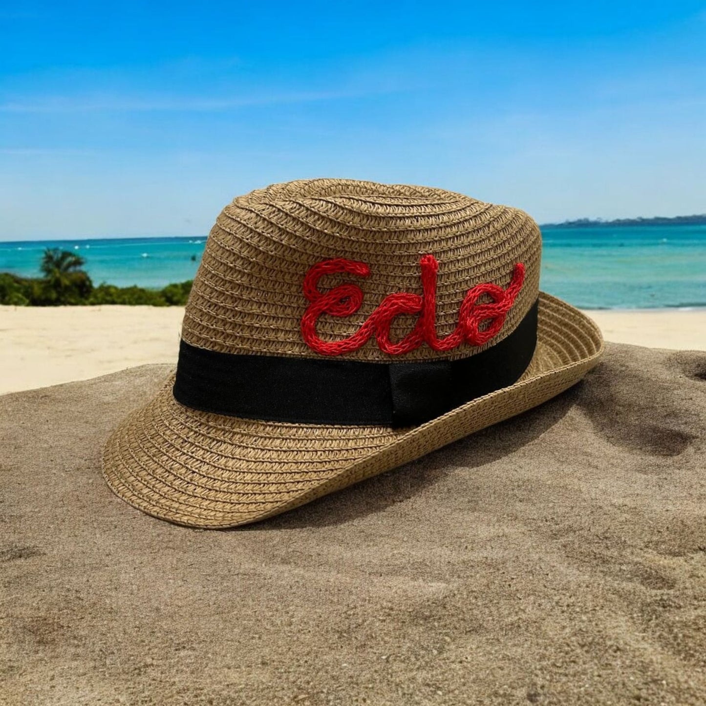 Cappello di paglia beige personalizzato in tricotin. - intreccio_lia