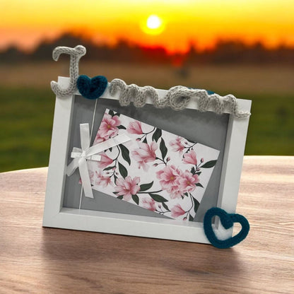 Cornice Bianca personalizzata in tricotin. - #intreccio_lia#